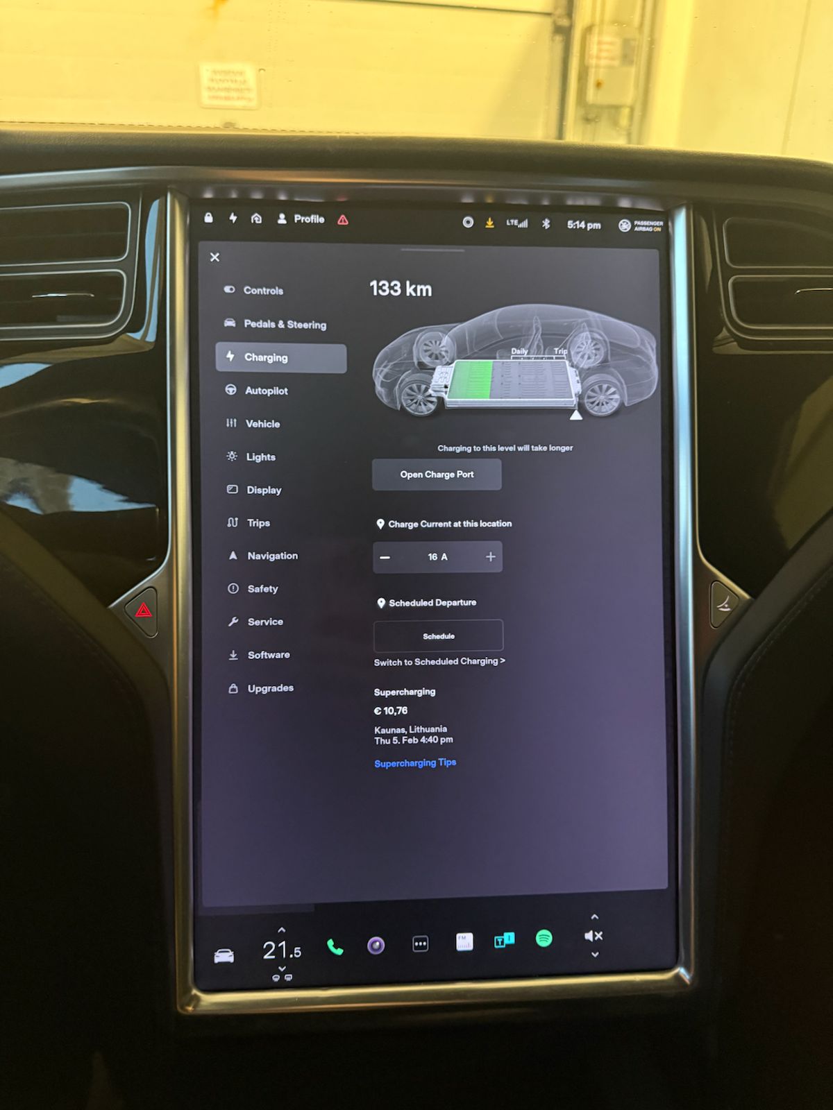 
								Model S 75 red full									