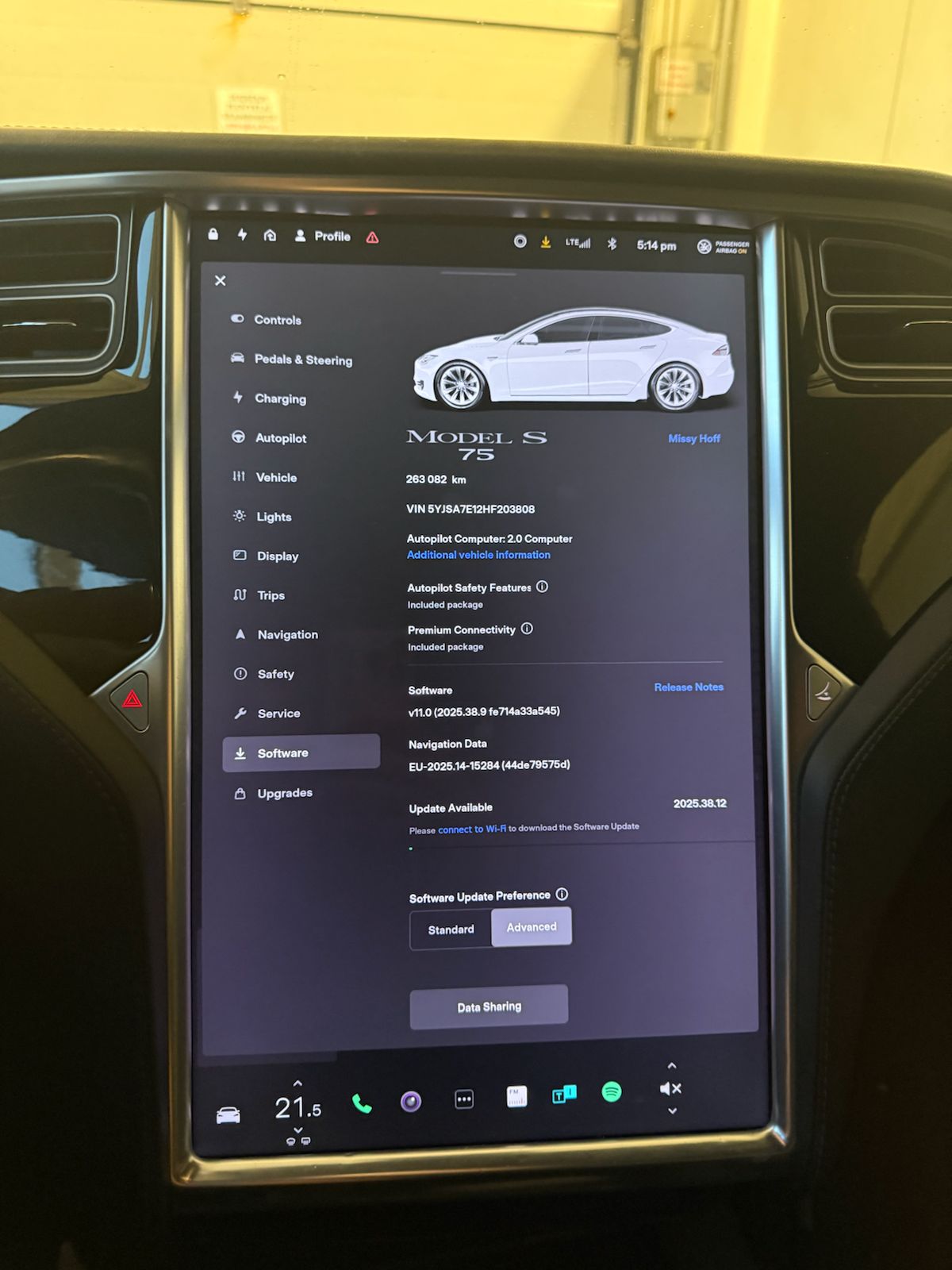 
								Model S 75 red full									