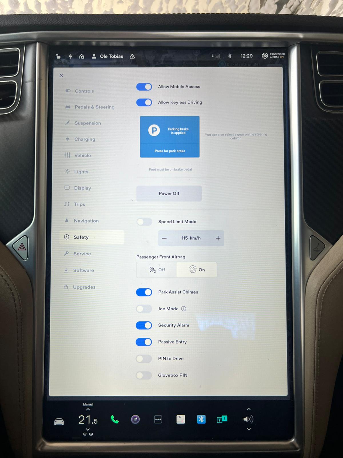 
								Model S P85 full									