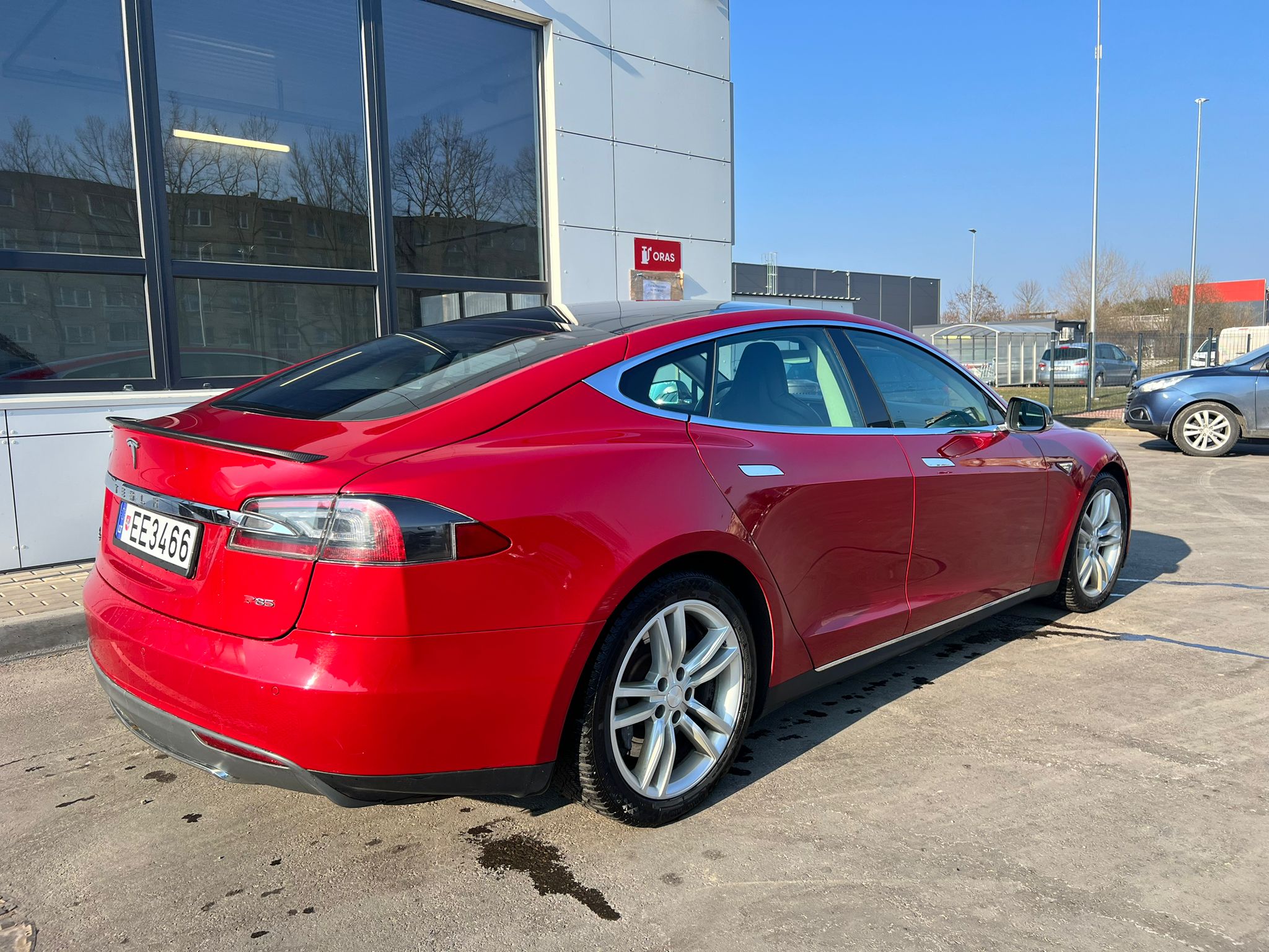 
								Model S P85 2013 full									