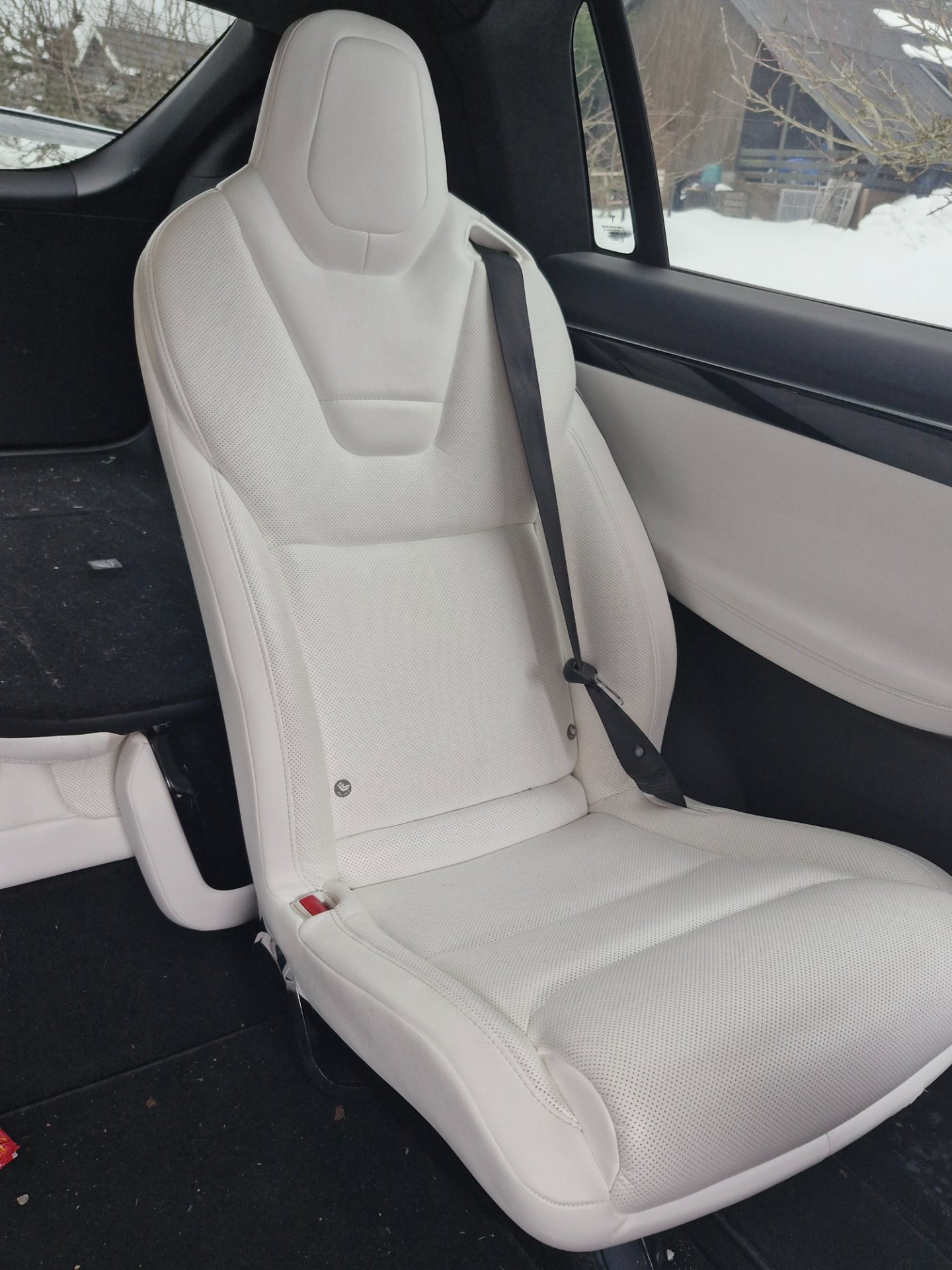 
								Model X 75D silver full									